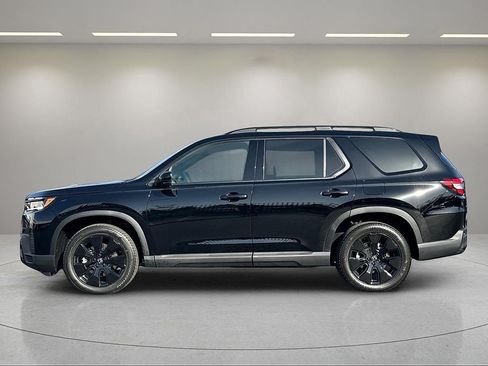 New 2026 Honda Pilot Black Edition image 2