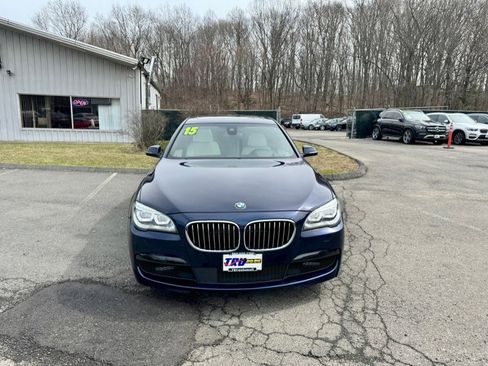 Used 2015 BMW 750Li xDrive image 9