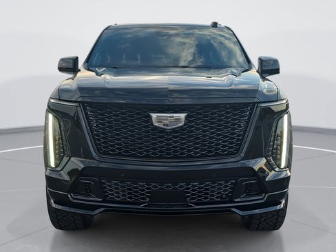 Certified 2026 Cadillac Escalade V AWD/4WD image 8