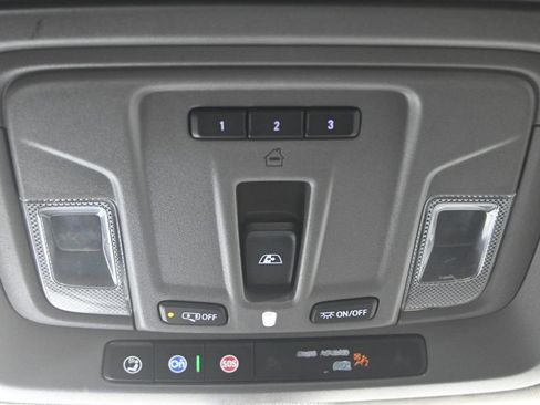 Used 2021 GMC Sierra 1500 Elevation w/ Preferred Package image 34