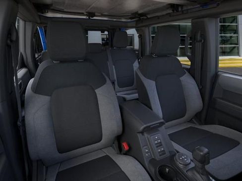 New 2025 Ford Bronco 4-Door image 10