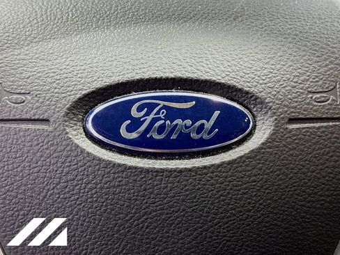 Used 2014 Ford Focus SE FWD image 32