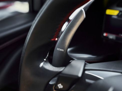 Used 2020 Ferrari 812 Superfast RWD image 50
