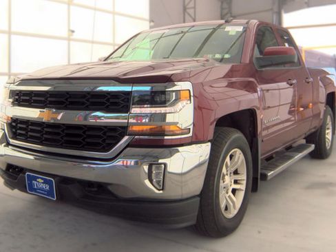 Used 2017 Chevrolet Silverado 1500 LT w/ All Star Edition AWD/4WD image 1