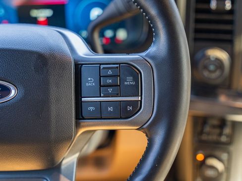 Certified 2024 Ford F250 Lariat w/ Lariat Ultimate Package image 27