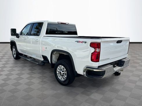 Used 2025 Chevrolet Silverado 2500 LT w/ Convenience Package AWD/4WD image 6