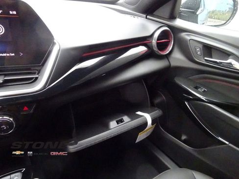 New 2026 Chevrolet Trax RS w/ Driver Confidence Package image 28