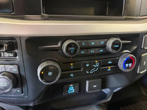 Used 2023 Ford F350 XL AWD/4WD image 21