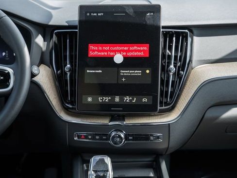 Used 2026 Volvo XC60 B5 Plus w/ Protection Package Premier image 19