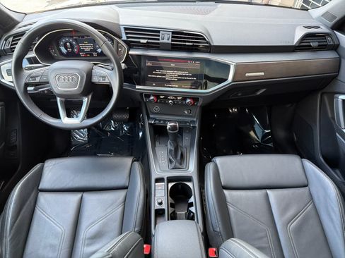 Used 2024 Audi Q3 2.0T Premium AWD/4WD image 3