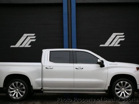 Used 2021 Chevrolet Silverado 1500 High Country w/ Technology Package AWD/4WD image 1