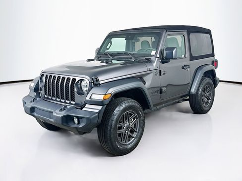 Used 2024 Jeep Wrangler Sport S image 3