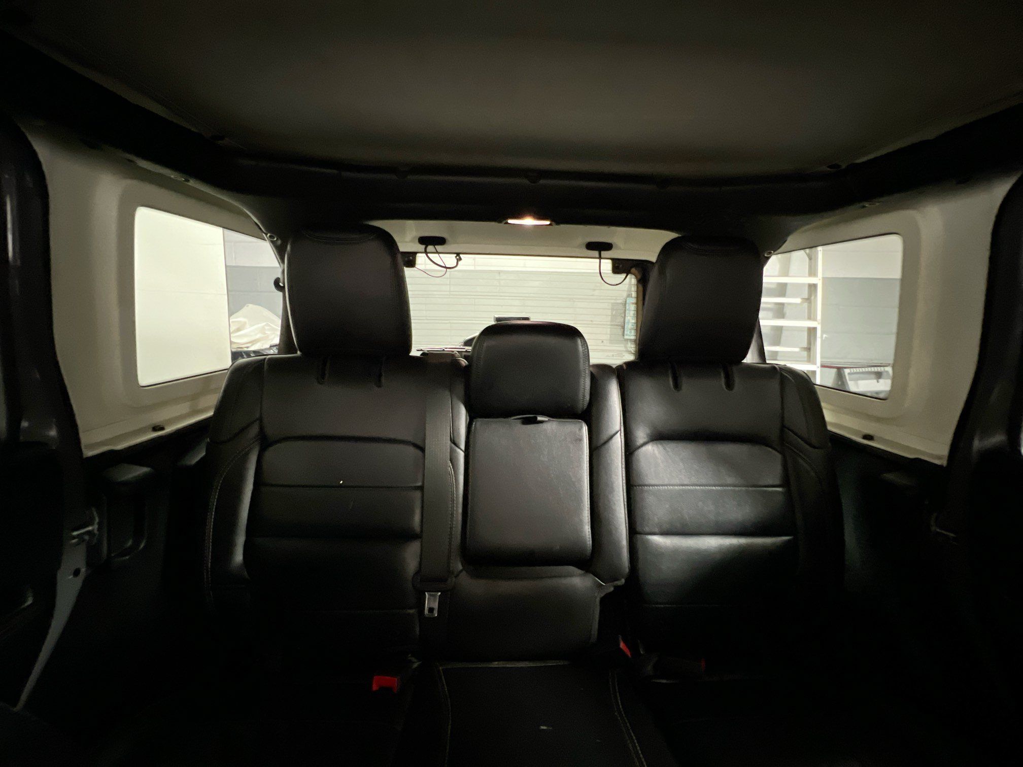 Used 2018 Jeep Wrangler Unlimited Sahara AWD/4WD image 33