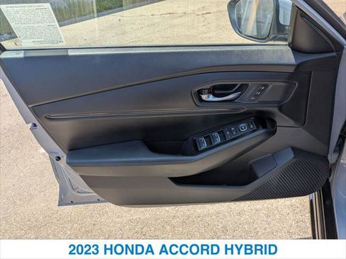 Used 2023 Honda Accord Touring image 12