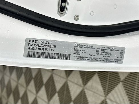 New 2025 Jeep Wagoneer L Series III image 19