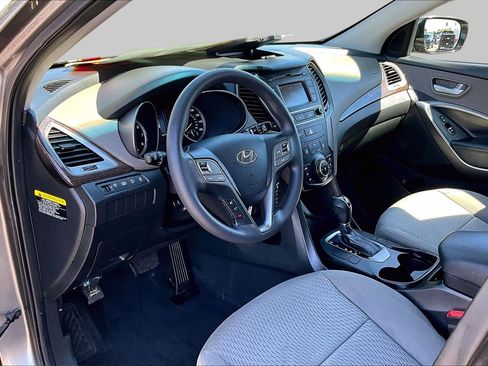 Used 2017 Hyundai Santa Fe Sport FWD image 12