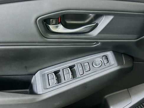 Used 2024 Honda Accord EX image 15