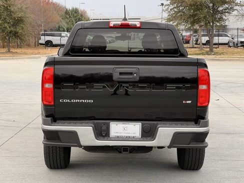 Used 2021 Chevrolet Colorado W/T w/ WT Convenience Package image 4