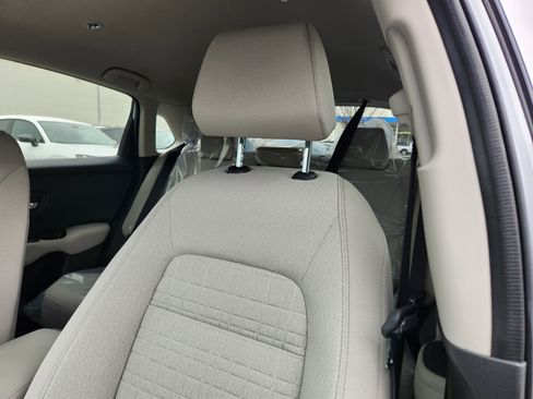 New 2026 Honda HR-V LX image 9