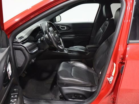 Used 2022 Jeep Compass Limited image 12