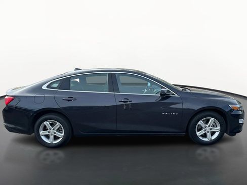Used 2023 Chevrolet Malibu LT FWD image 2
