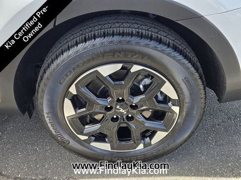 Certified 2025 Kia Sorento S image 11
