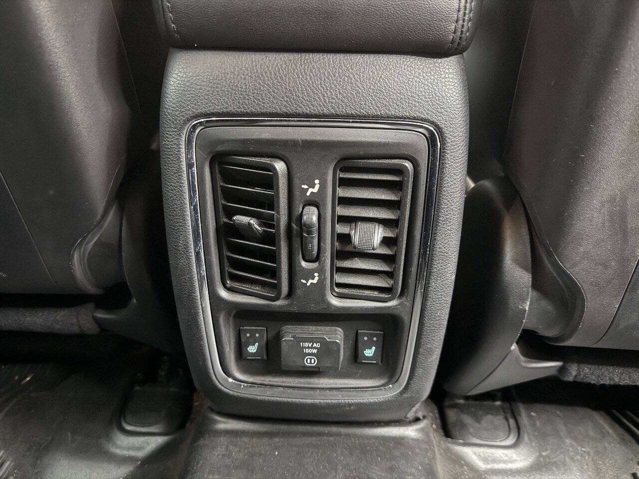 Used 2011 Jeep Grand Cherokee Overland AWD/4WD image 19