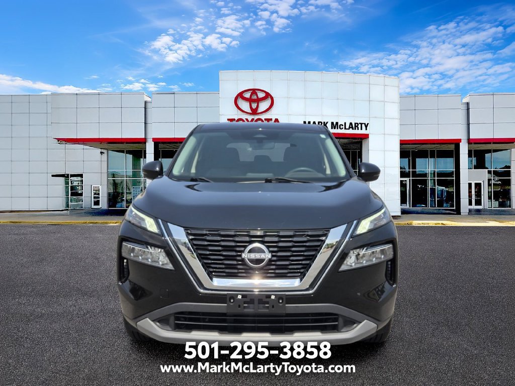 Used 2023 Nissan Rogue SV FWD image 8