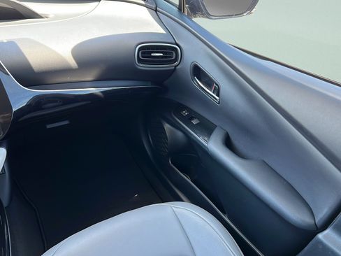Used 2019 Toyota Prius Prime Plus FWD image 16