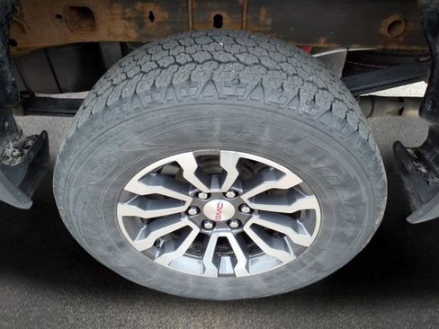 Used 2022 GMC Sierra 1500 AT4 w/ AT4 Premium Package AWD/4WD image 20