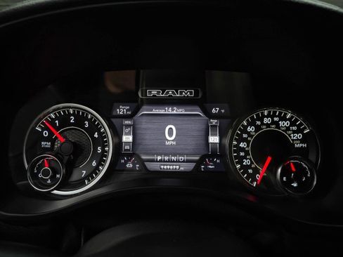 Used 2019 RAM 1500 Laramie AWD/4WD image 24
