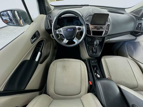 Used 2023 Ford Transit Connect XLT FWD image 9