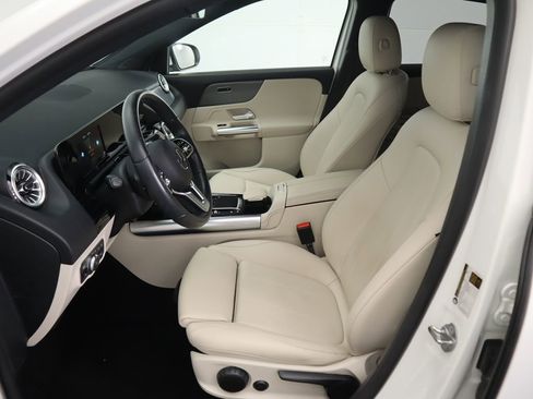 Certified 2022 Mercedes-Benz GLA 250 image 19