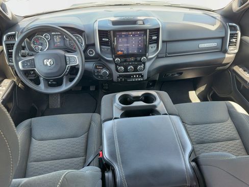 Used 2025 RAM 1500 Big Horn AWD/4WD image 17