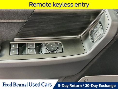 Used 2025 Ford F150 Lightning Lariat AWD/4WD image 23