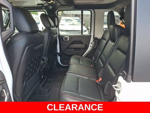 Used 2023 Jeep Wrangler Unlimited Rubicon w/ LED Lighting Group AWD/4WD image 10