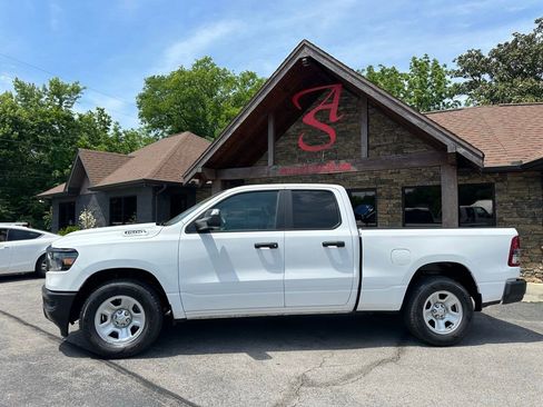 Used 2024 RAM 1500 Tradesman w/ Trailer Tow Group RWD image 2