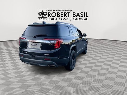 Used 2022 GMC Acadia AT4 w/ Technology Package AWD/4WD image 8