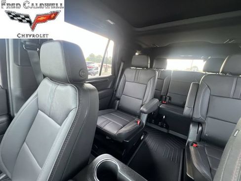 Used 2026 Chevrolet Tahoe RST w/ Comfort Package AWD/4WD image 12