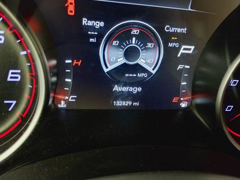 Used 2018 Dodge Charger SXT Plus image 17