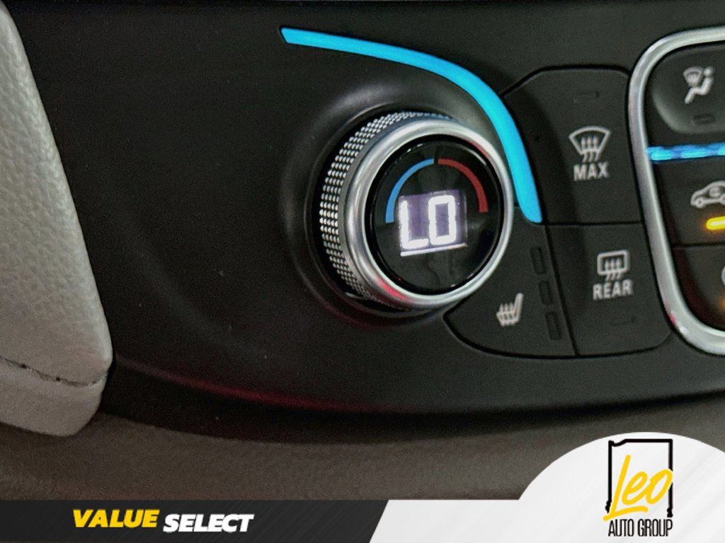 Used 2018 Chevrolet Traverse LT AWD/4WD image 23