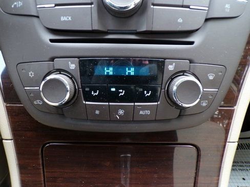 Used 2011 Buick Regal CXL w/ RL4 Preferred Equipment Group image 27