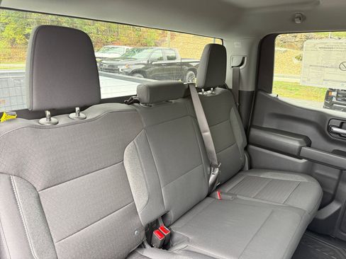 New 2026 Chevrolet Silverado 1500 Custom Trail Boss w/ LPO, Dark Essentials Package image 27