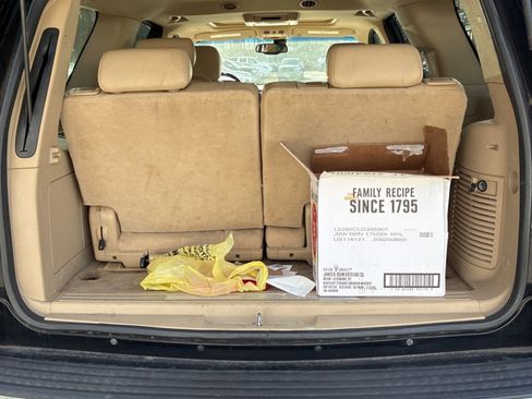 Used 2009 Cadillac Escalade AWD image 26