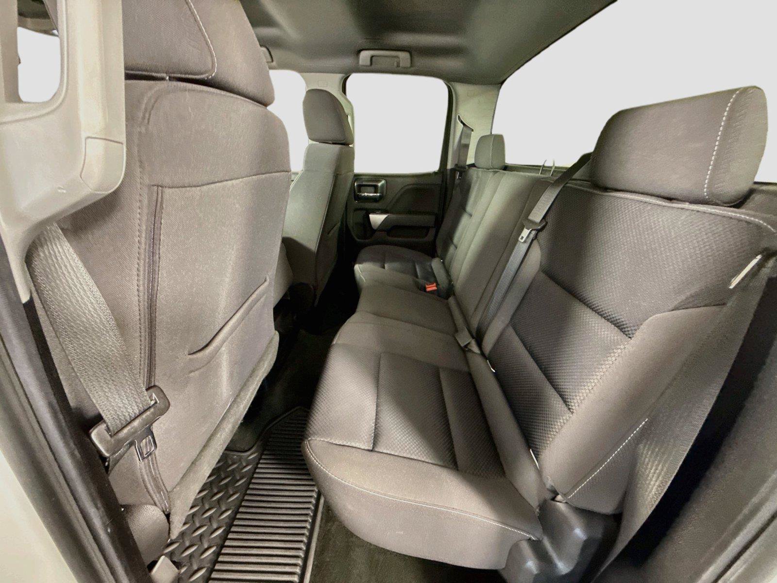Used 2018 Chevrolet Silverado 1500 LT w/ All Star Edition AWD/4WD image 21