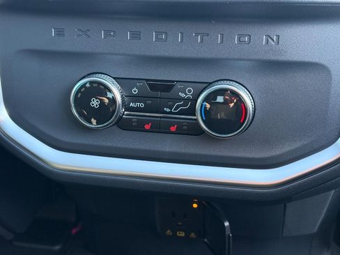 New 2026 Ford Expedition Tremor image 8