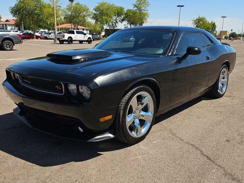 Used 2013 Dodge Challenger R/T Plus RWD image 4