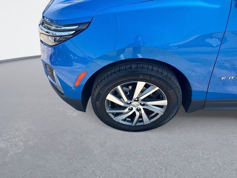 Used 2024 Chevrolet Equinox LT w/ LPO, Floor Liner Package FWD image 10