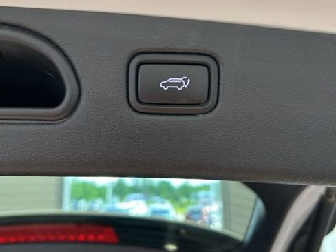 Used 2020 Hyundai Tucson Sport w/ Cargo Package AWD/4WD image 16