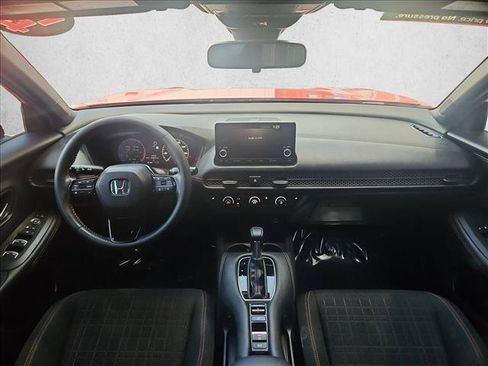 Used 2024 Honda HR-V Sport image 18